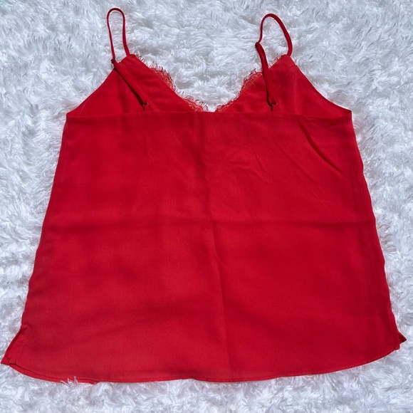 SOCIALITE CAMI TOP WITH LACE NECKLINE CORAL SIZE SMALL - Picture 2 of 6